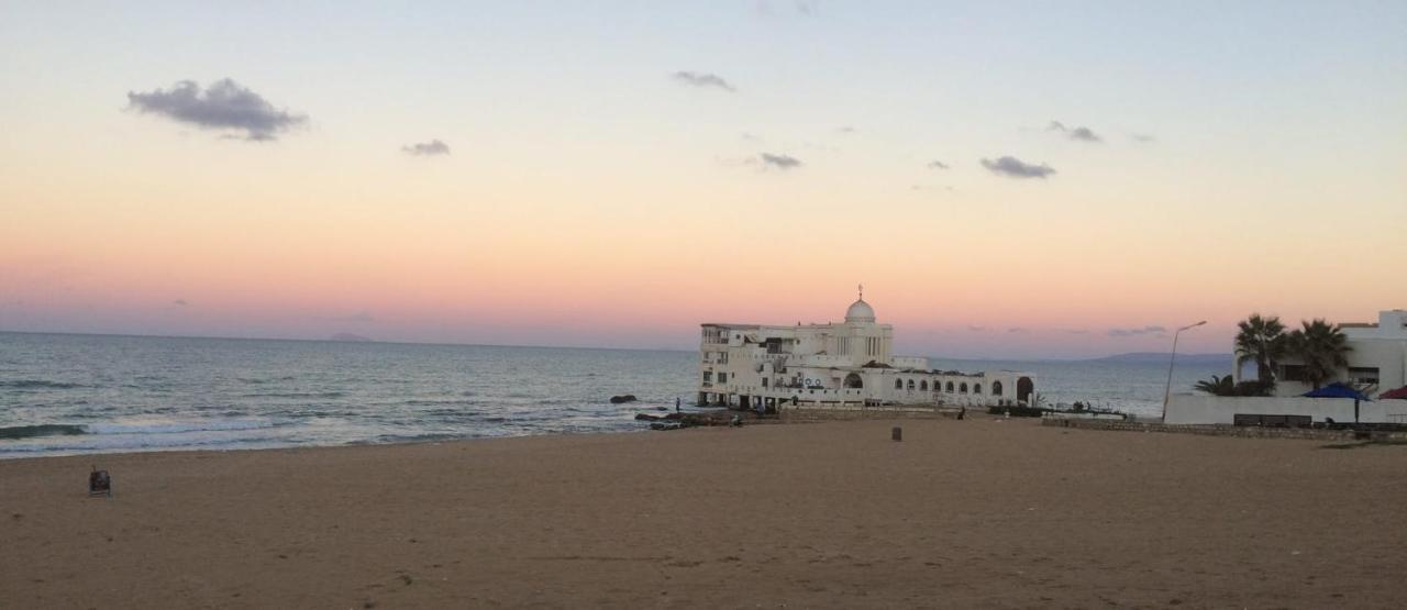 Cosy Apartment In La Marsa Corniche - Beach Exterior photo
